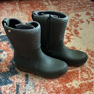 Bogs Women's Green Winter Boots